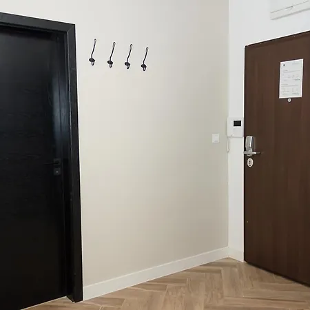 公寓 Three Private Near Port Of By Flat Mаnager 瓦爾納